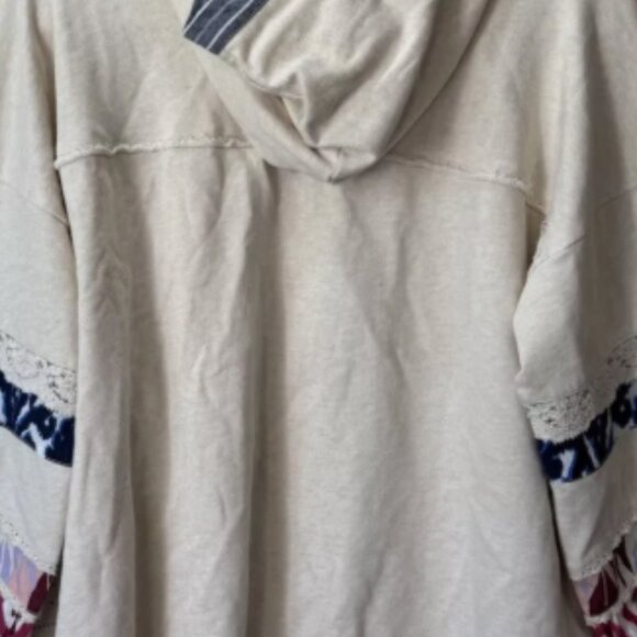 Brand New by Anthropologie Pilcro Crafted Button-Front Hooded Pullover Top - Picture 6 of 11